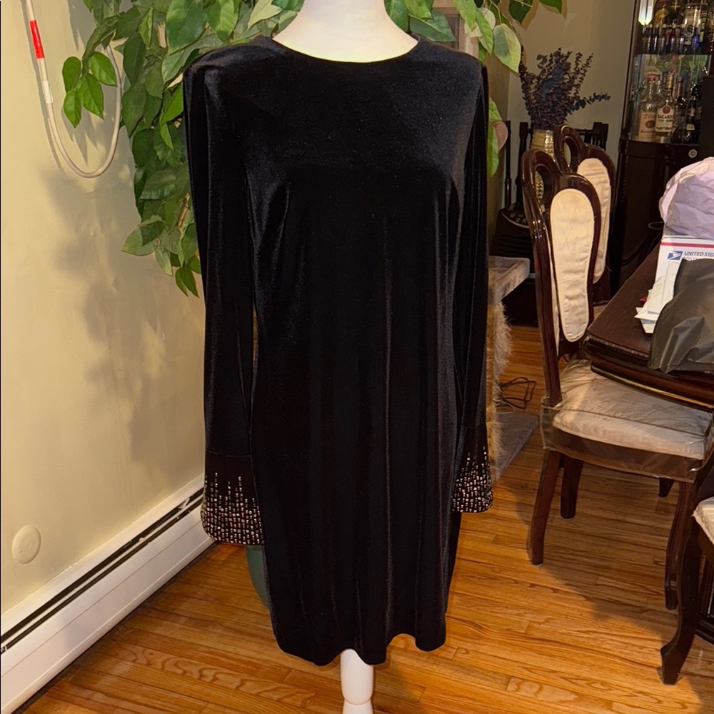 Calvin Klein Elegant Black Velvet Dress